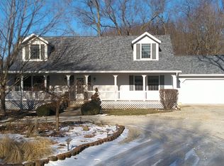 12585 N Kern Rd, Syracuse, IN 46567