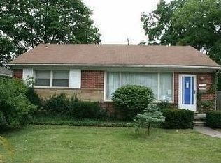 1774 E Maple Rd, Birmingham, MI 48009