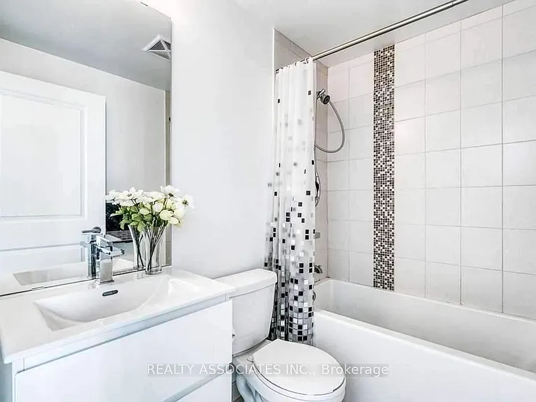 215 Bonis Ave #Townhouse 19 — Photo 10