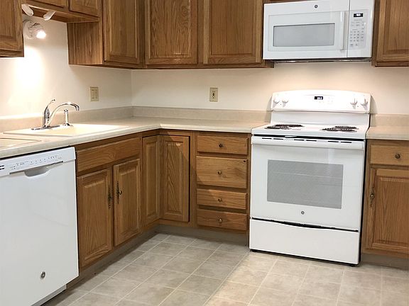 5th image of 437 Belvidere St APT S8