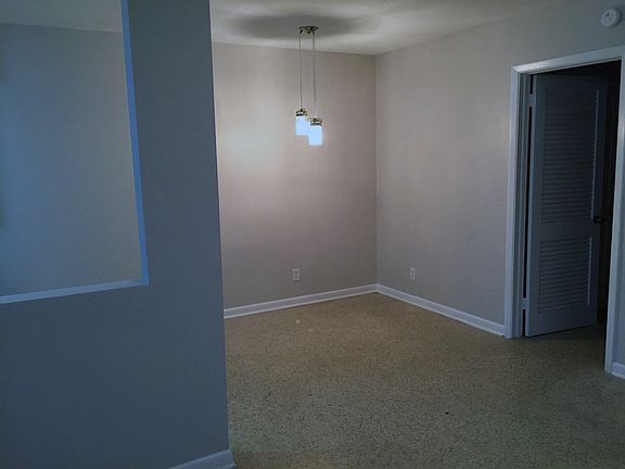 5th image of 2716 W Cass St
