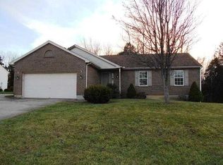 176 Hardwood Ridge Dr, Lawrenceburg, IN 47025