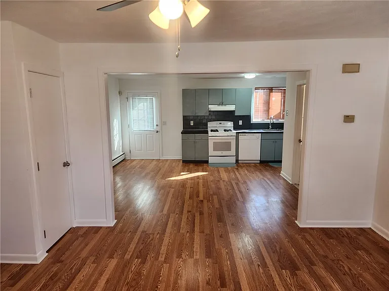 44 Nellie St — Photo 4