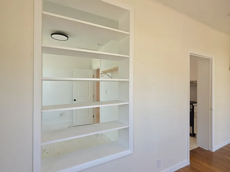 602 I St #1 — Photo 8