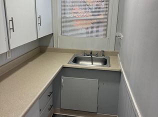 376 N Main St #2R, Woonsocket, RI 02895