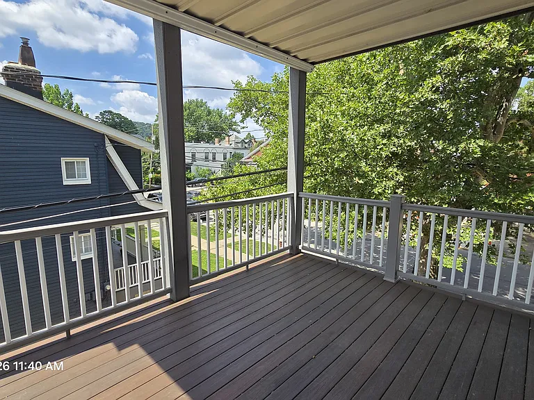 208 Center Ave #2 — Photo 4