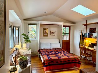 5661 Oak Grove Ave, Oakland, CA 94618