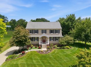 1313 Woodhill Dr, Gibsonia, PA 15044
