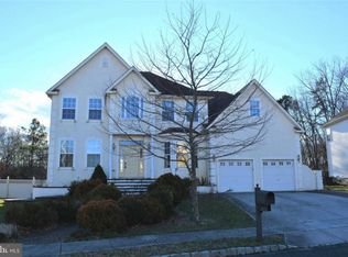 8 Persia Ct, Sicklerville, NJ 08081