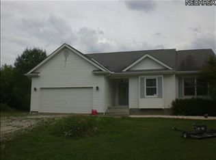 8485 Dewey Rd, Montville, OH 44064