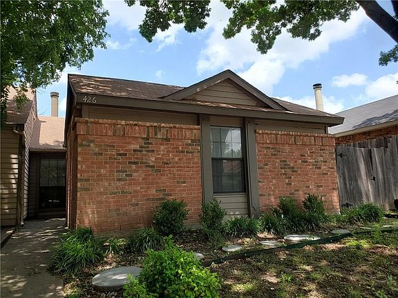 2nd image of 426 Dollins St