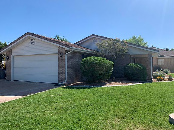 2nd image of 704 N Westridge Dr