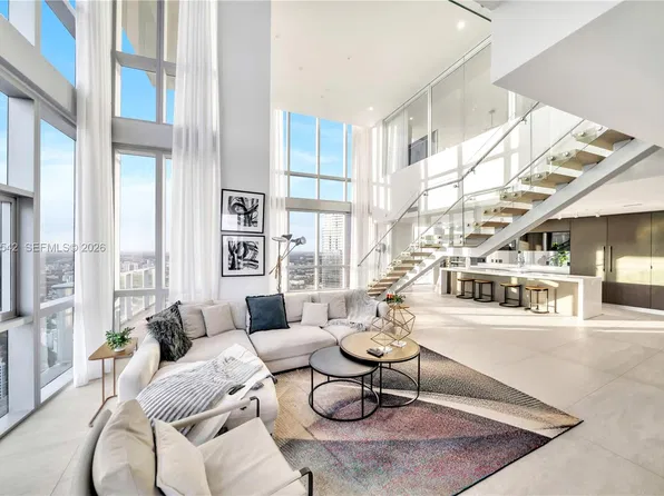 851 NE 1st Ave Penthouse 4612, Miami, FL 33132