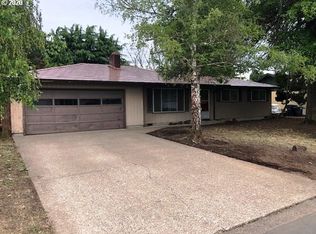 2691 N 33rd St, Springfield, OR 97477