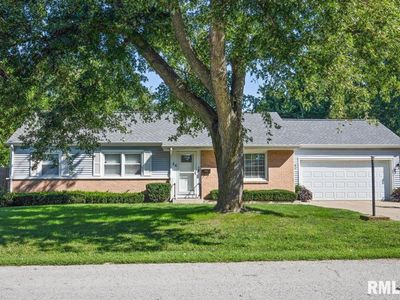 34 Cottonwood Dr, Chatham, IL, 62629