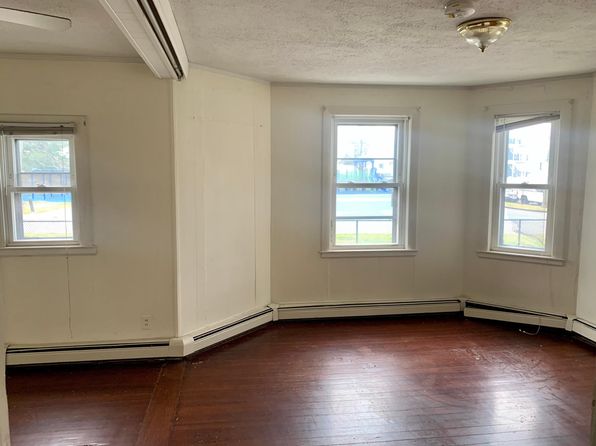 26 Beacon St APT 101