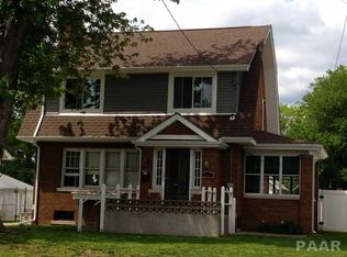 2011 W Rohmann Ave, Peoria, IL 61604