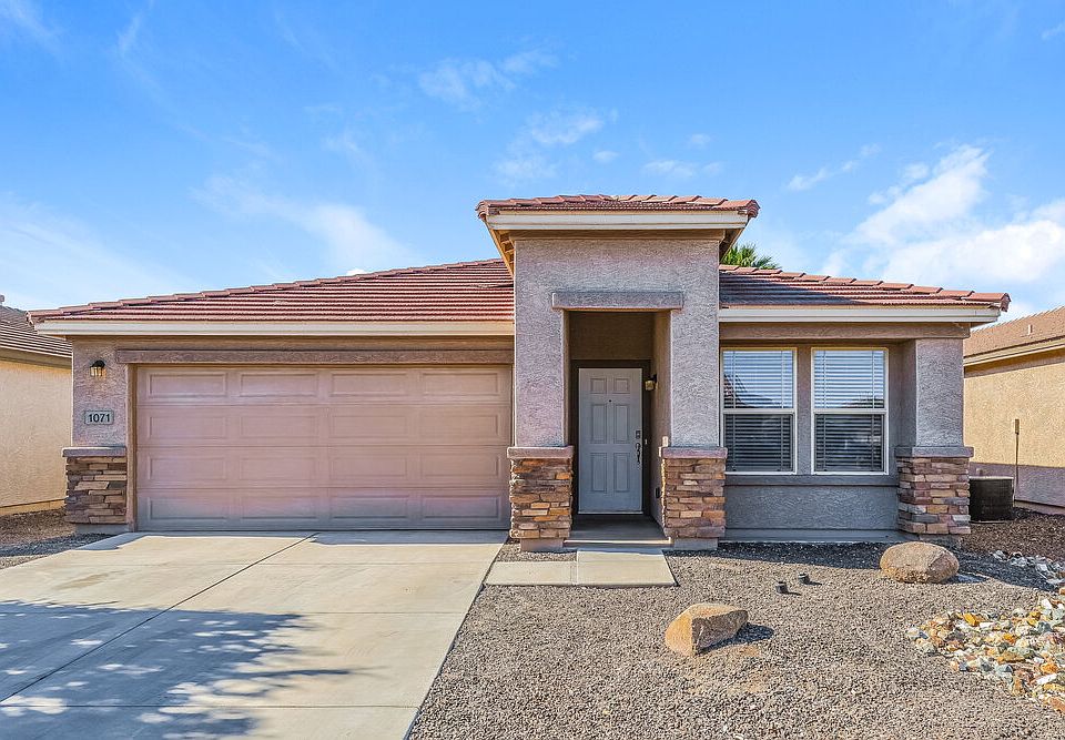1st image of 1071 E Leslie Cir