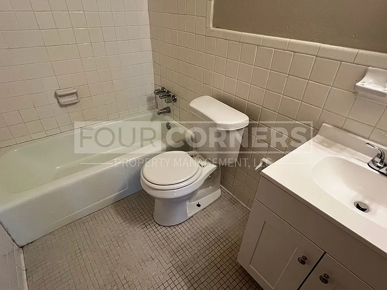Banner Avenue Apartments — Photo 6