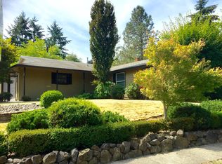 6475 SW Cherryhill Dr, Beaverton, OR