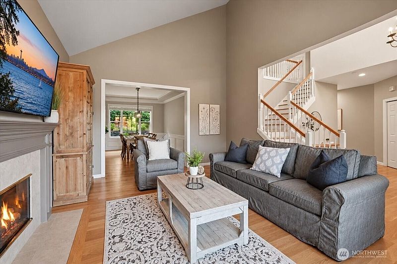 3rd image of 5300 NE 23rd Court