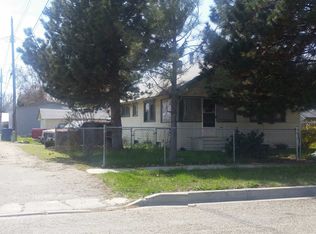 611 4th St S, Nampa, ID 83651