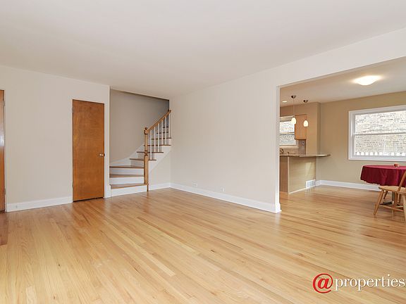 Kitchen / Living Room