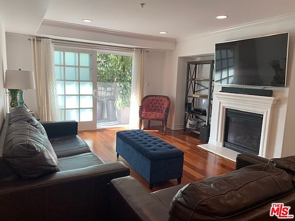 4th image of 2340 Fox Hills Dr APT 101