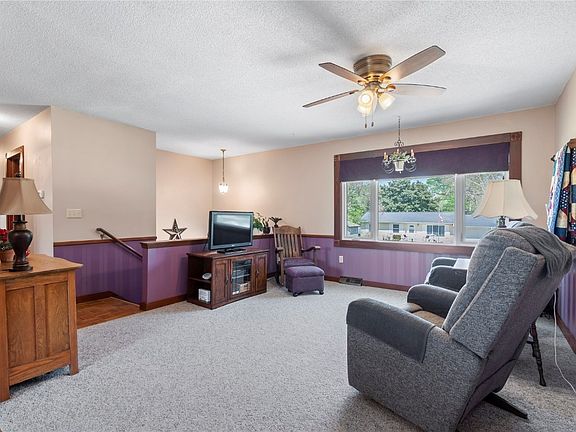 5th image of 229 N Arminda Ave