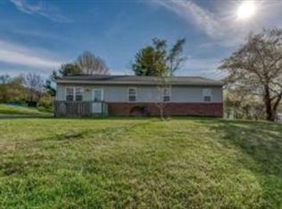 101 Jackson Rd, Rogersville, TN 37857