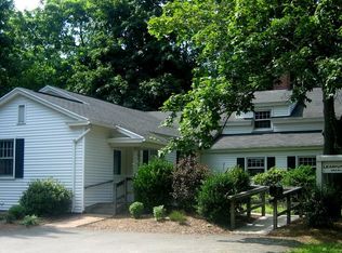 264 Church St, Guilford, CT 06437