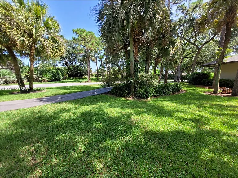 7523 Greenlake Way #C — Photo 30