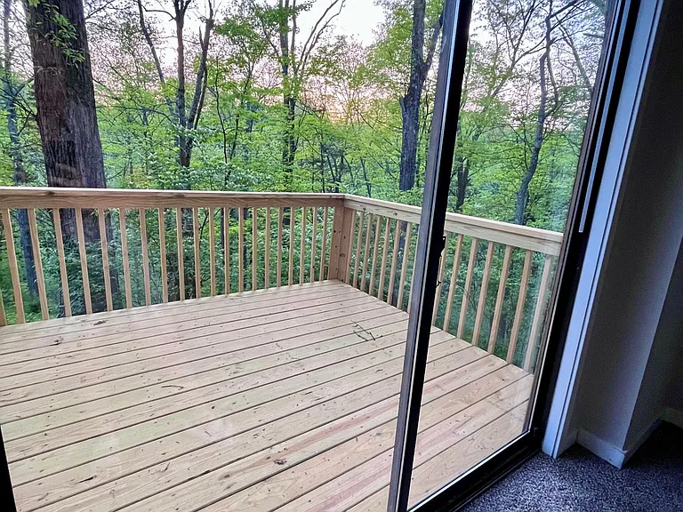Lower level walk out deck