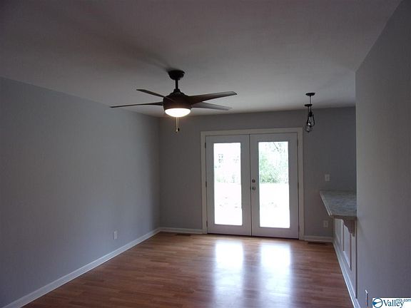 4th image of 11023 Crestfield Dr SE