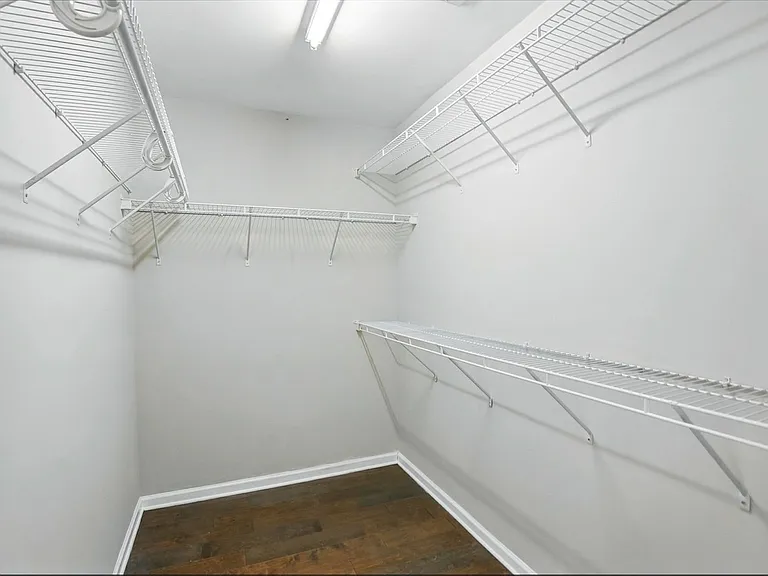 12244 Stratfield Place Cir — Photo 23