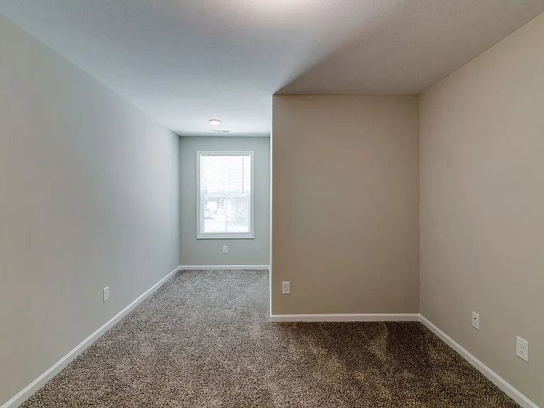 955 Center Rd — Photo 22