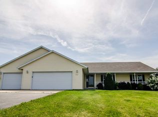 3149 Trenton Ln, Green Bay, WI 54313