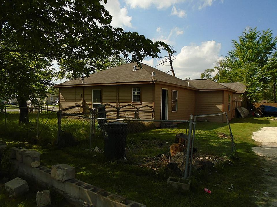 1st image of 821 Hollywood St