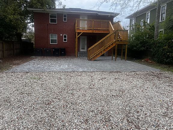 2nd image of 2117 College St #2117