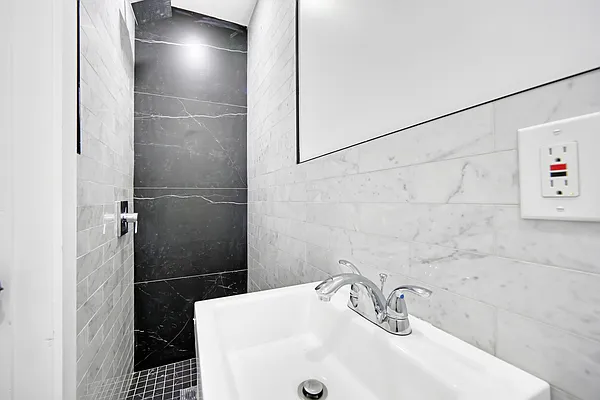 Sold by Keystone Realty USA Corp | media 5