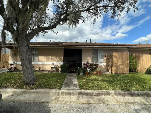 996 Dolphin Dr, Winter Garden, FL 34787