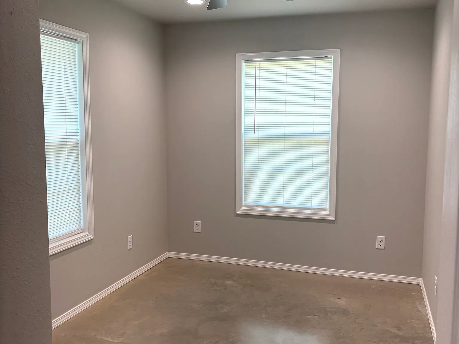2 bed, 755 sqft, $1,000 — Photo 4