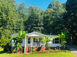 670 Pond Rd, Martinsville, VA 24112