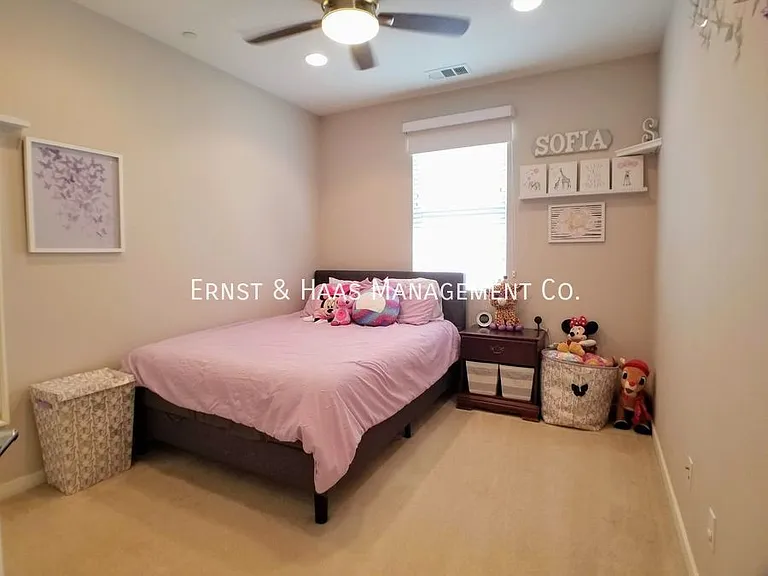 5777 Acacia Ln — Photo 24