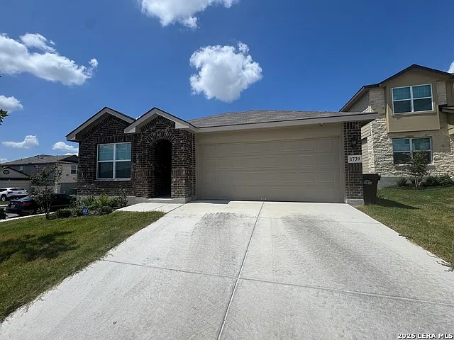 4 bed, 4.0 bath, 1901 sqft, $2,100 — Photo 3
