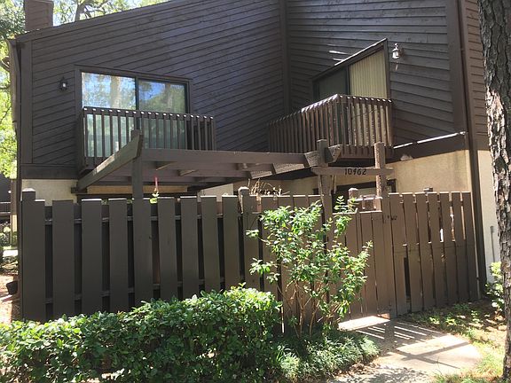 2nd image of 10462 Bigtree Cir E