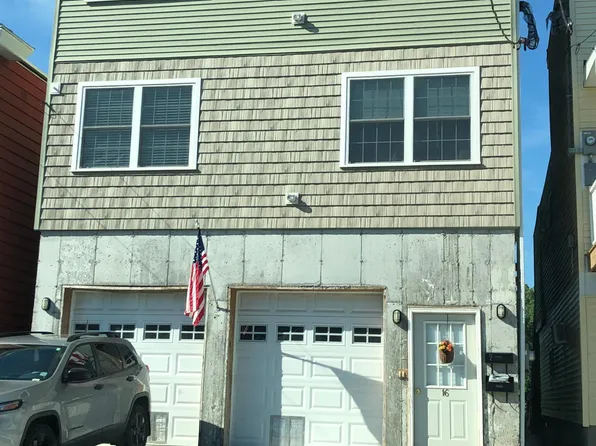 16 Front St #1, Waterford, NY 12188