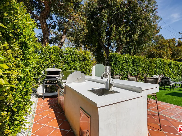 1007 Carol Dr — Photo 45