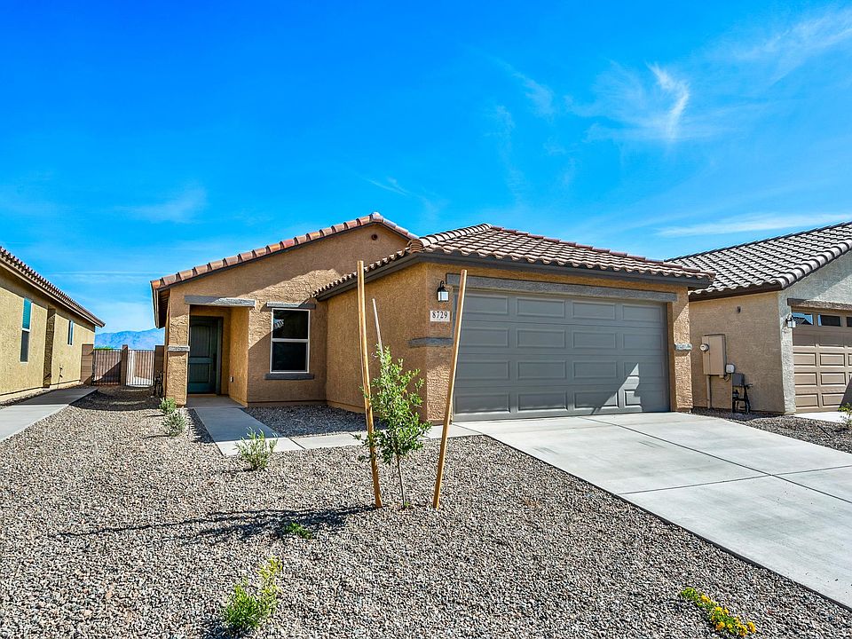 1st image of 8729 E Pebble Stone Ln