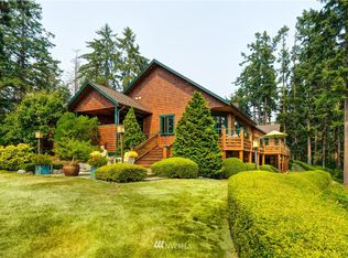 15118 Deception Rd, Anacortes, WA 98221